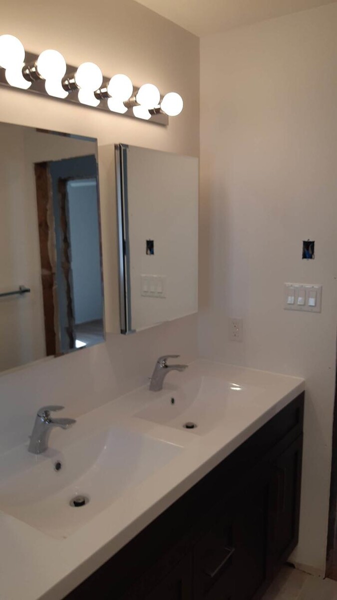 Images Reno's By Roch