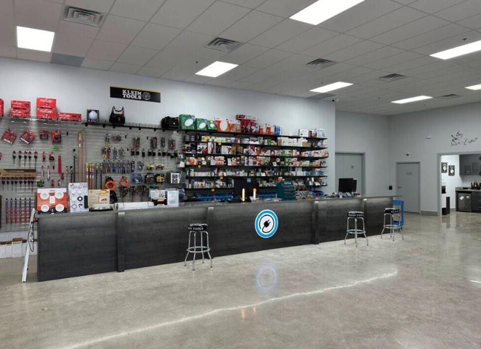 Images CSG Electric Supply Store