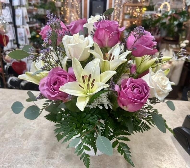 Images Plant's Flower Pot & Gifts