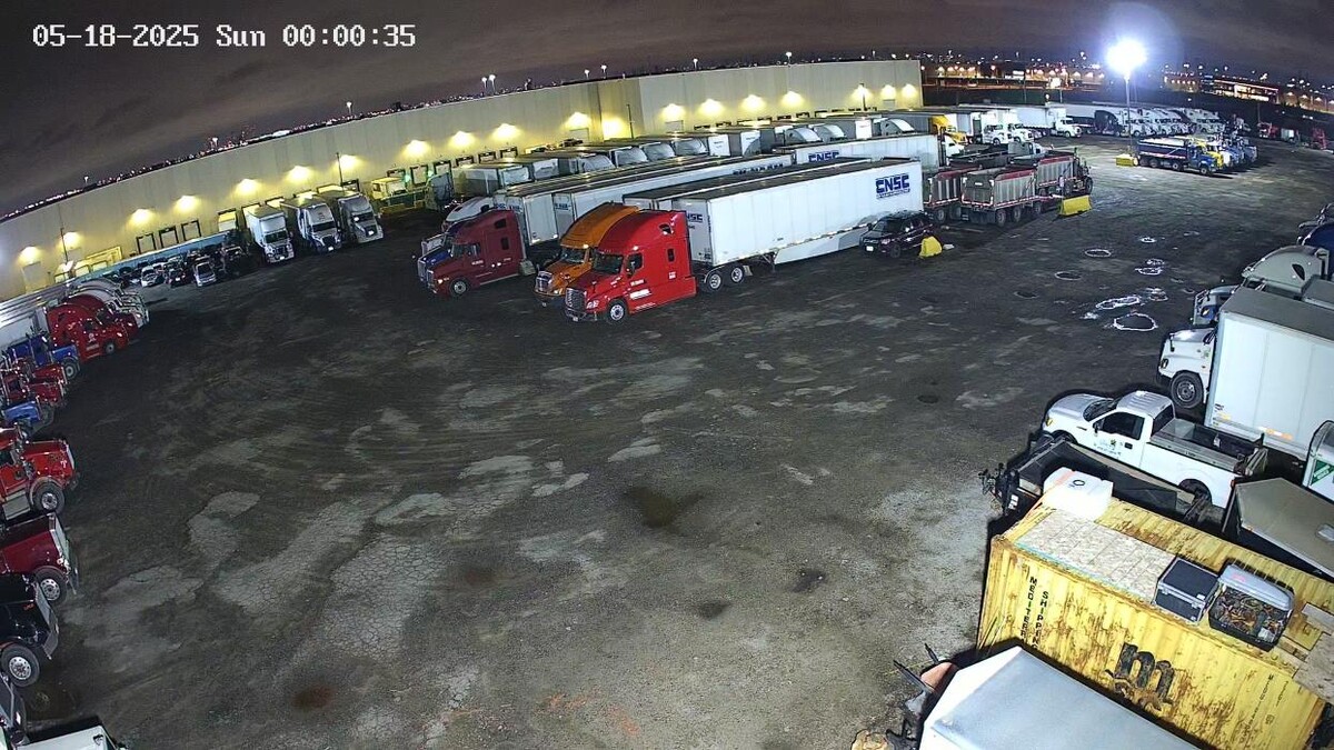 Images ARJ Truck Parking