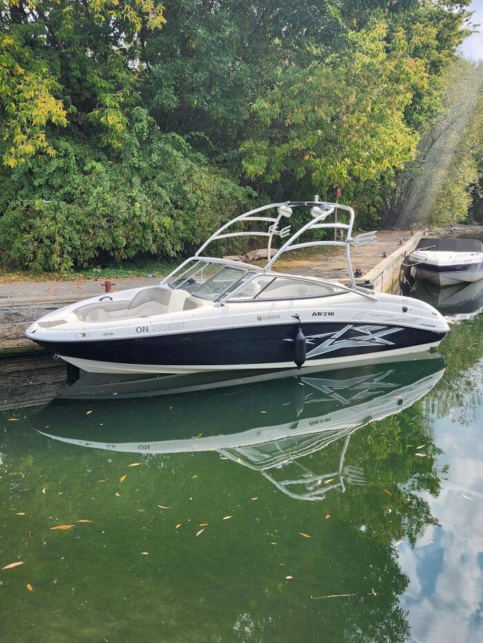 Images Toronto Marine Rentals