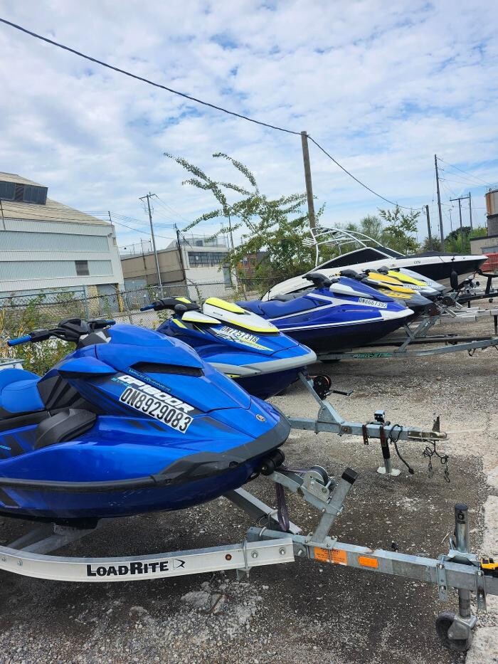 Images Toronto Marine Rentals