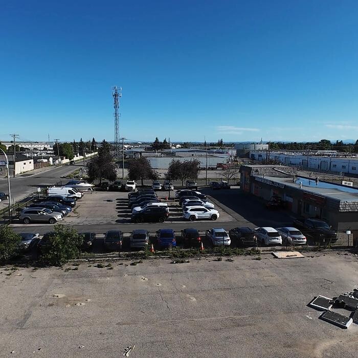 Images Chinook Auto Sales