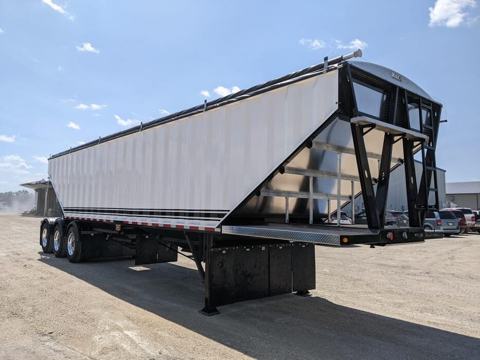 Images K&K Trailer Sales