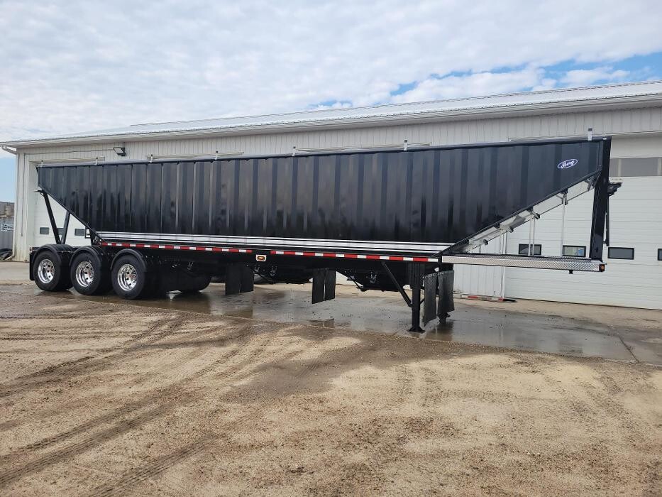 Images K&K Trailer Sales