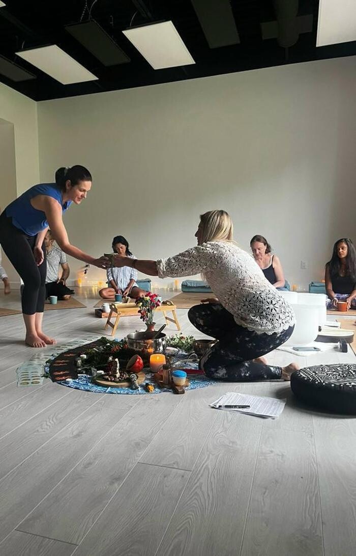 Images Goji Yoga & Wellness