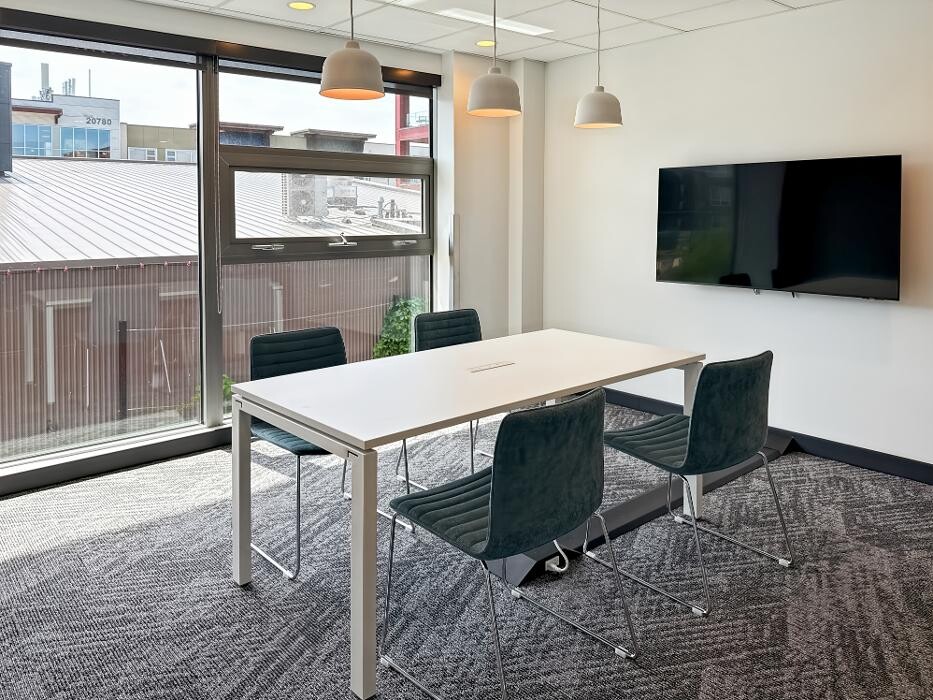 Images Regus Willoughby Town Centre