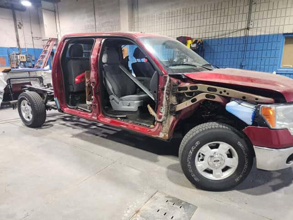 Images Shields Auto Centre - Georgetown Mechanic