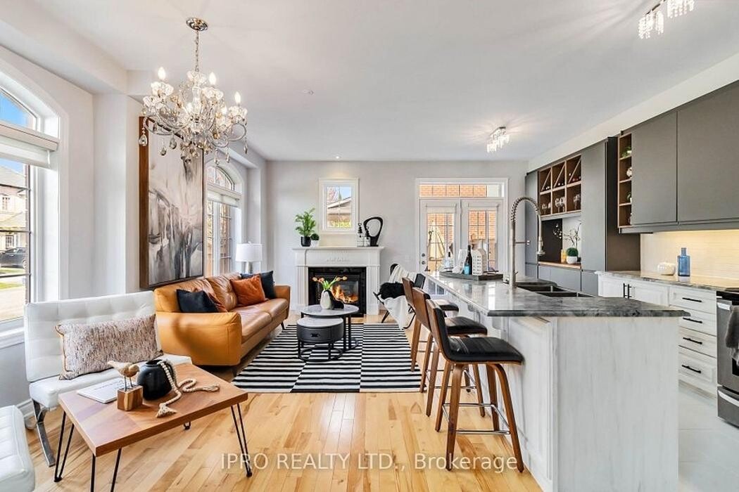 Images Brampton Real Estate Services - Charles Genard