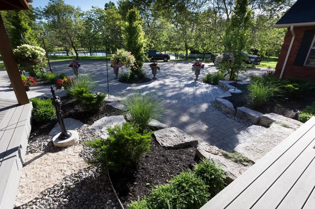 Images Cedarlane Landscape & Design