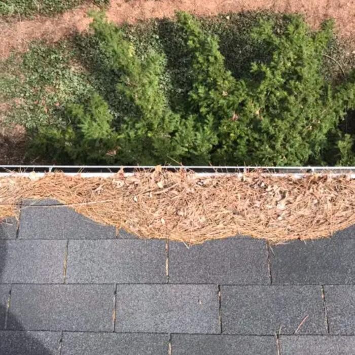 Images Gutter Cleaning - MK Universal - Mississauga / Peel Region