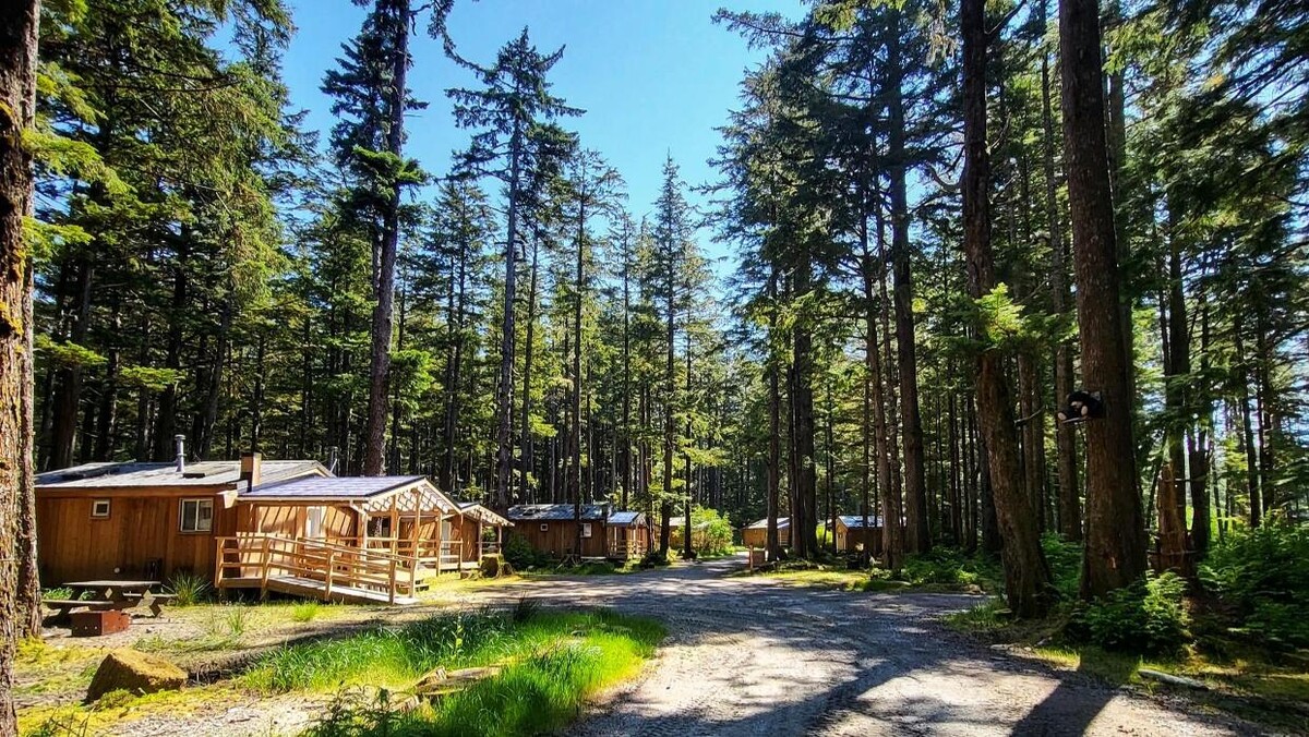 Images Hiellen Village Longhouses