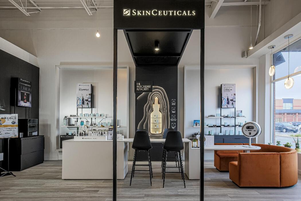 Images Signature Cosmetic Clinic FMP | PicoWay | PicoSure | RF Microneedling | Ultherapy | Thermage FLX | Sofwave | Emsculpt NEO