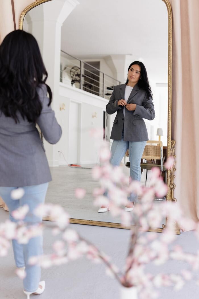 Images Danielle Pickering - Mortgage Broker