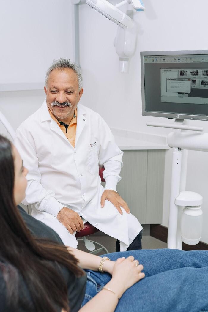 Images Aarm Dental Group on Seymour