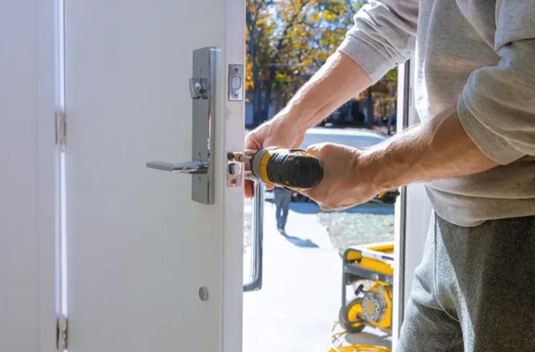 Images ASAP Locksmith & Doors Services