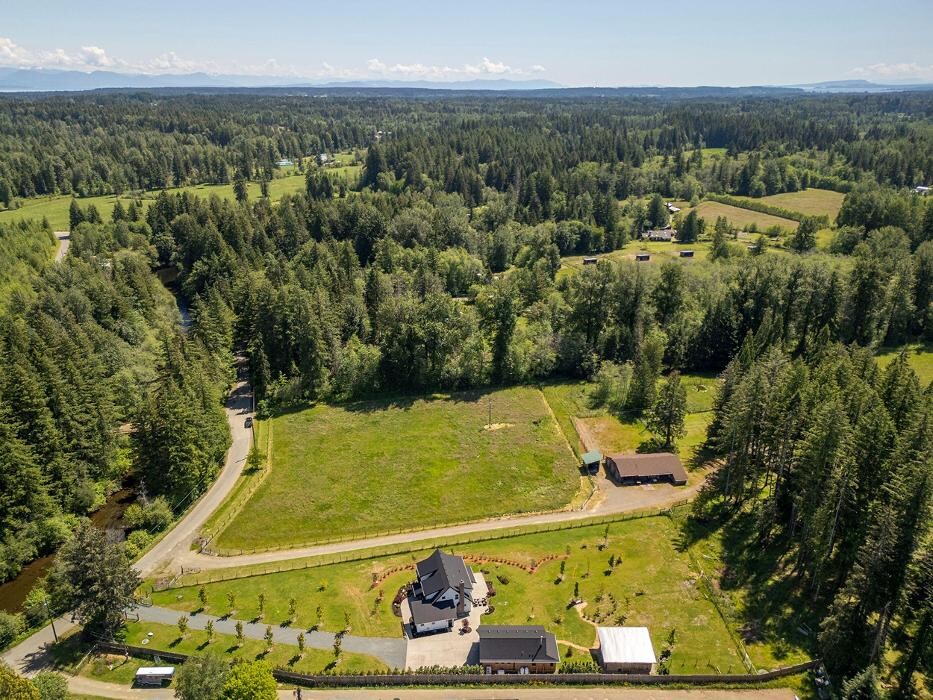 Images Jane Denham Real Estate Group