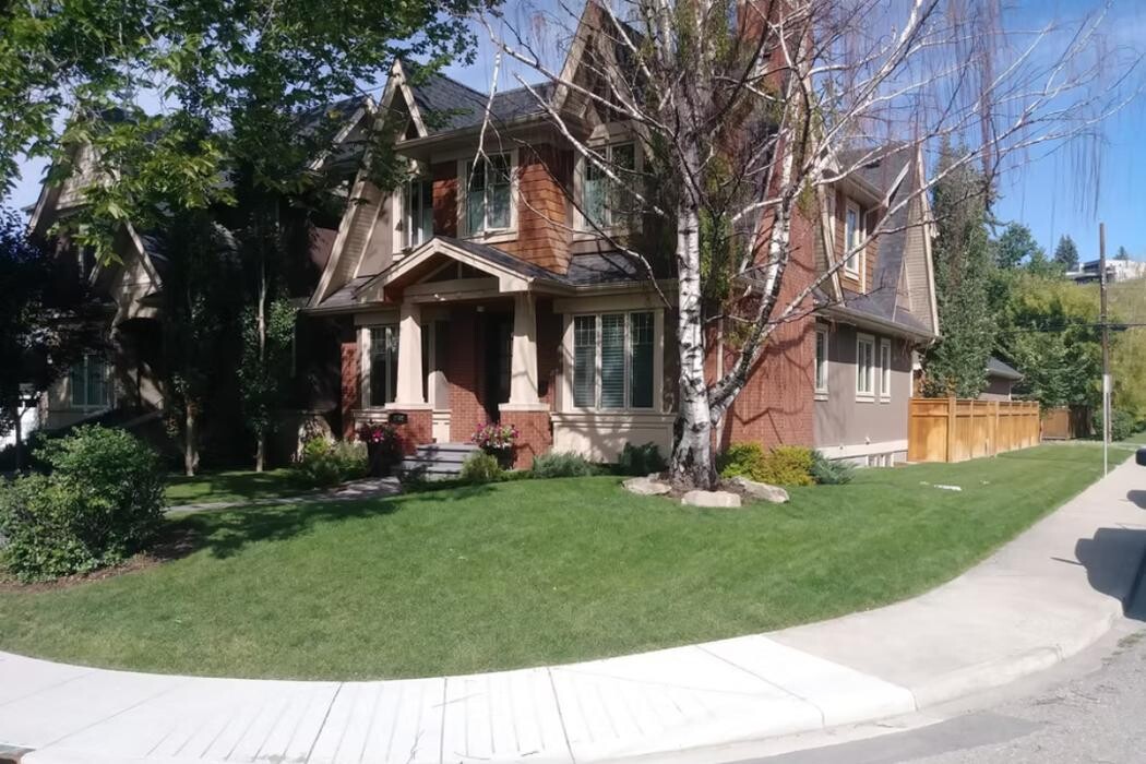 Images Calgary Level Up Landscaping Inc.