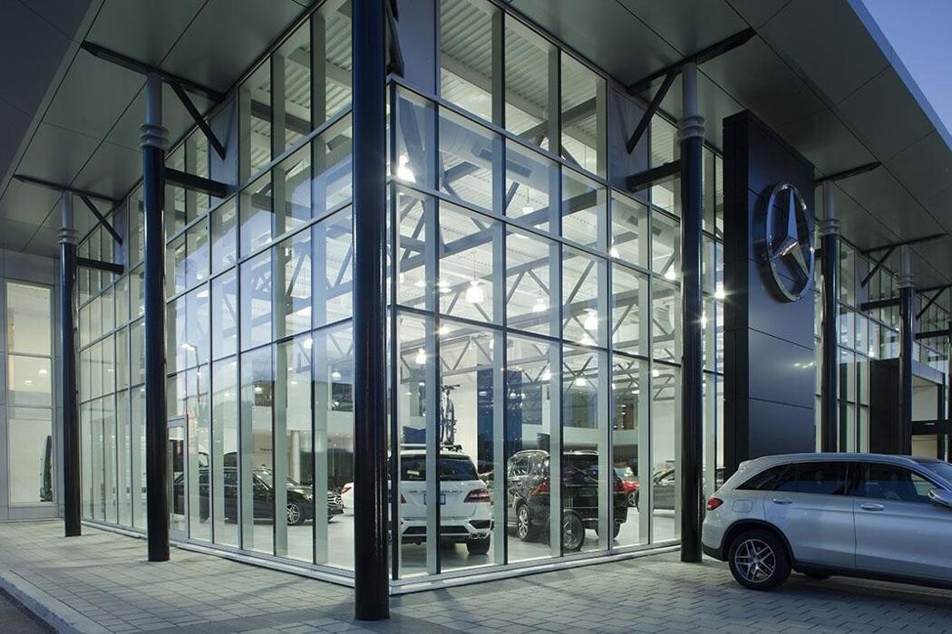 Images Mercedes-Benz Montréal-Est
