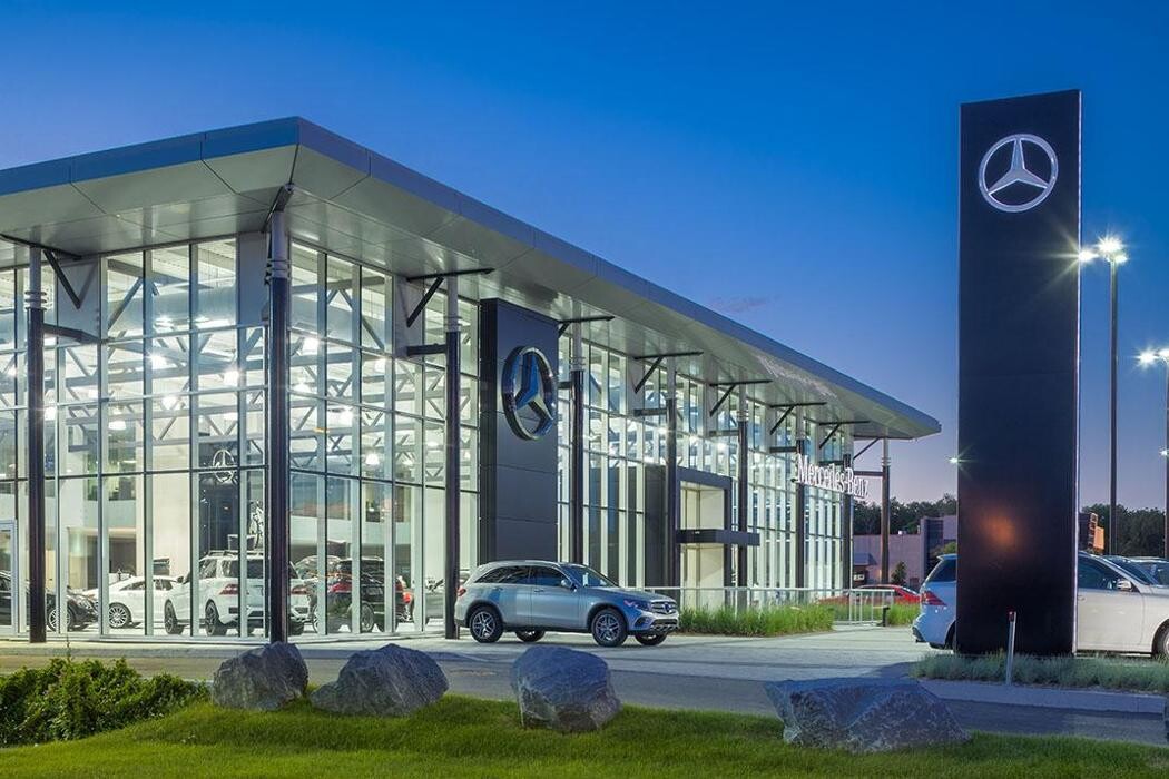 Images Mercedes-Benz Montréal-Est