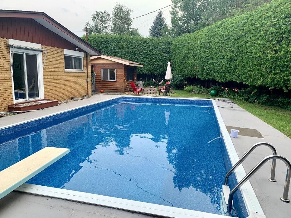 Images 4 Season Pool & Spa Care Inc