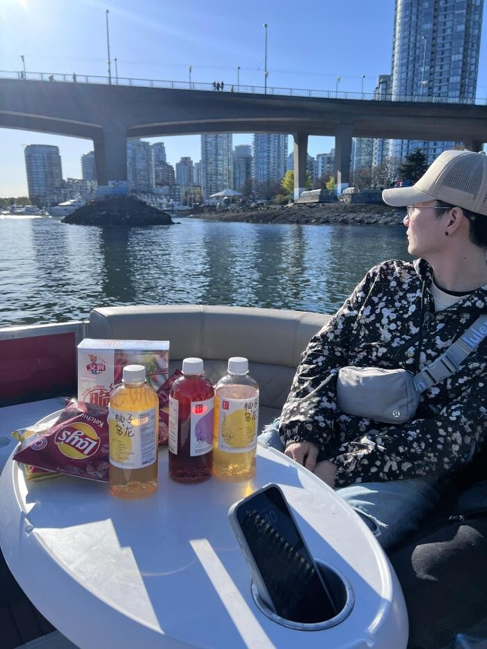 Images SeaSky Cruises Pontoon & Yacht Rental | Vancouver Private Boat Rental