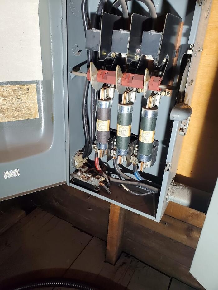 Images Electroteck Maître Électricien Inc.
