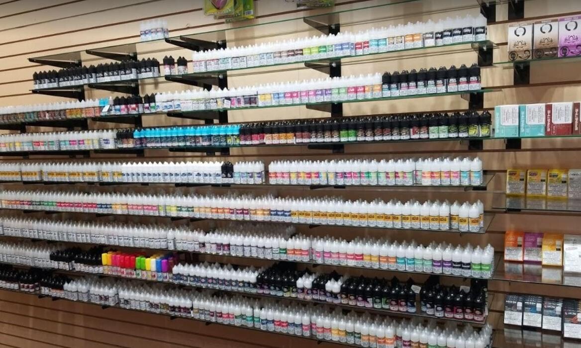 Images Downtown Smokes N Vapes