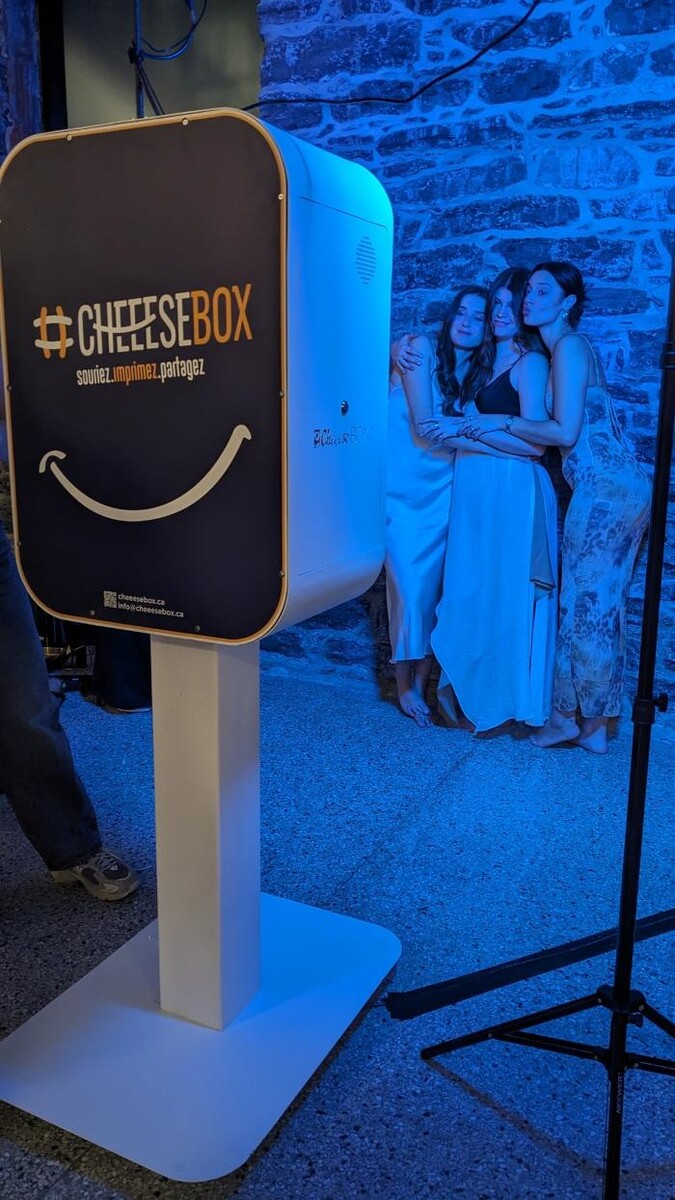 Images Activation de marque CheeeseBOX Inc.