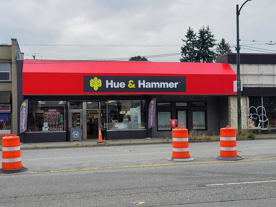 Images HUE & HAMMER: Broadway