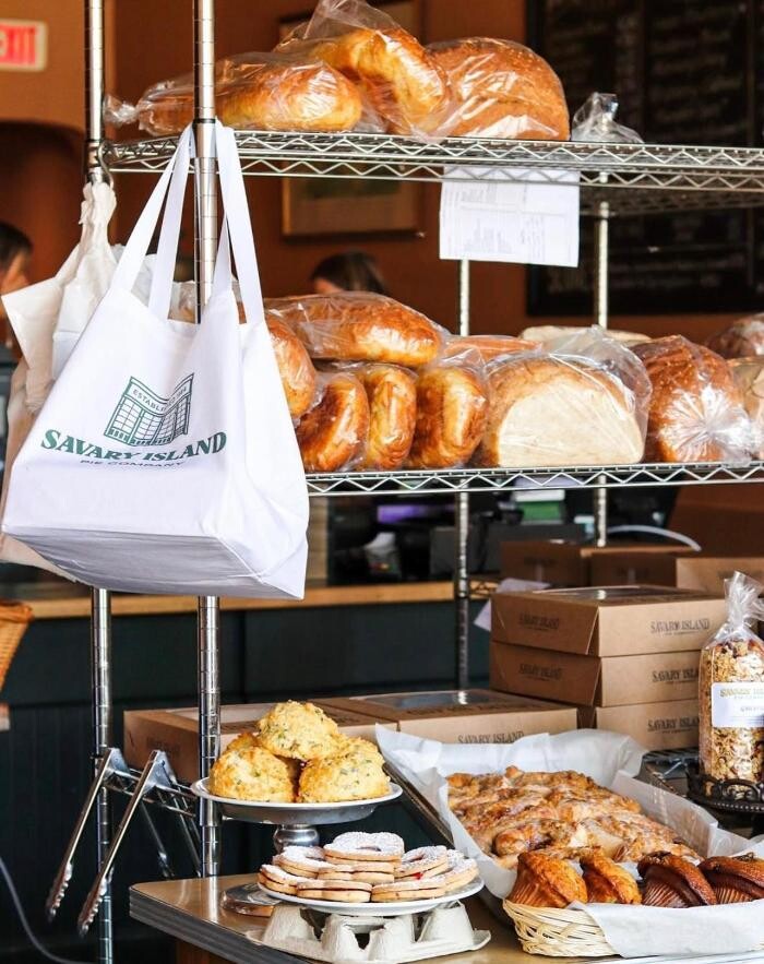 Images Savary Island Pie Company