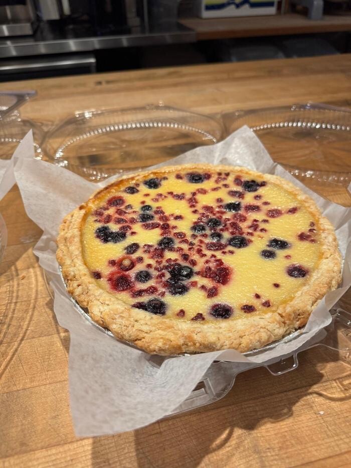 Images Savary Island Pie Company