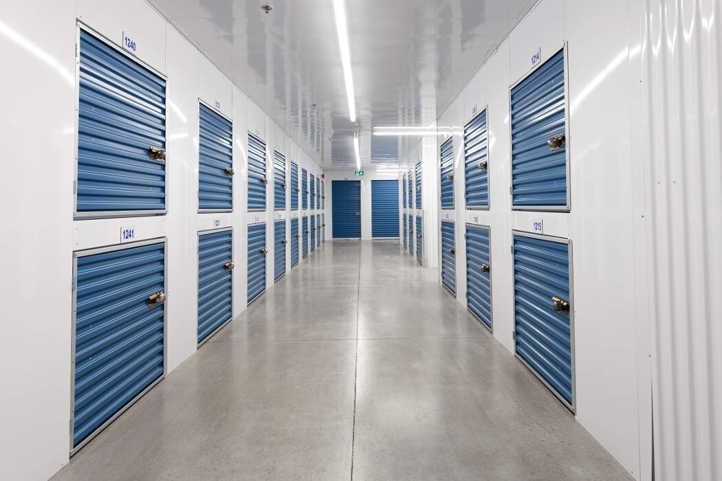 Images Self Stor Storage Etobicoke