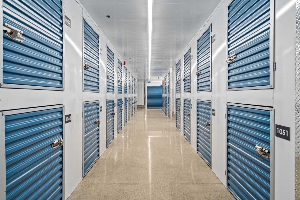 Images Self Stor Storage Etobicoke