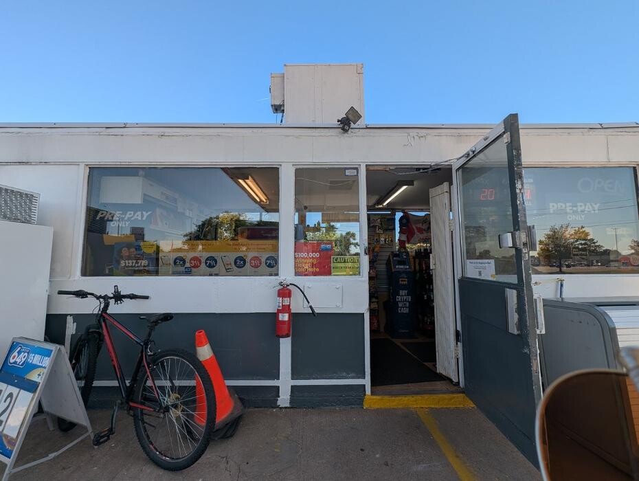 Images CoinFlip Bitcoin ATM - Shell (St. Catharines)