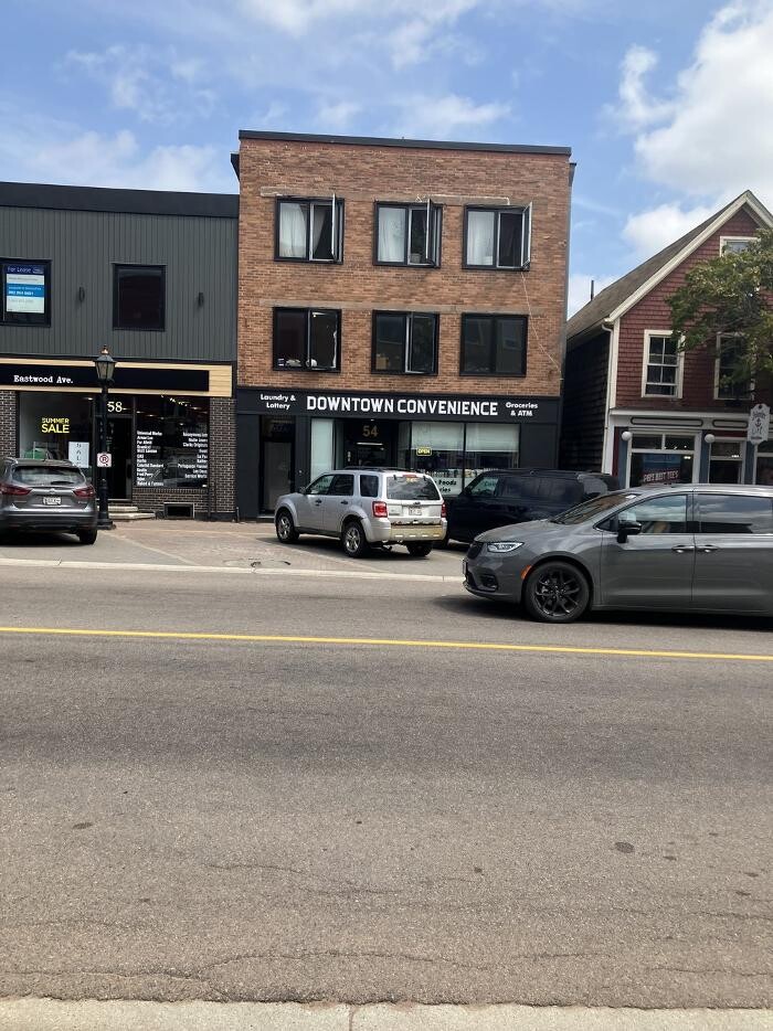 Images CoinFlip Bitcoin ATM - Downtown Convenience & Laundromat (Charlottetown)