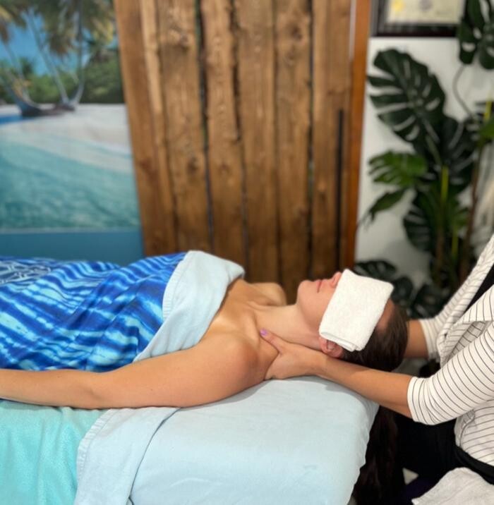 Images Massothérapeute Jessy Guyon