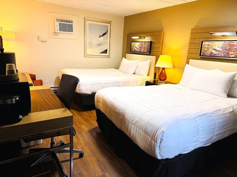 Images Forest Inn & Conference Centre