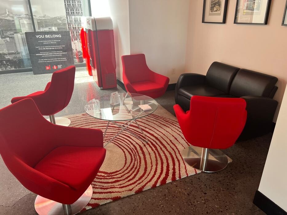 Images Caravel Custom Upholstery