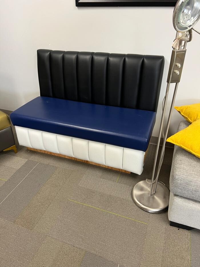 Images Caravel Custom Upholstery