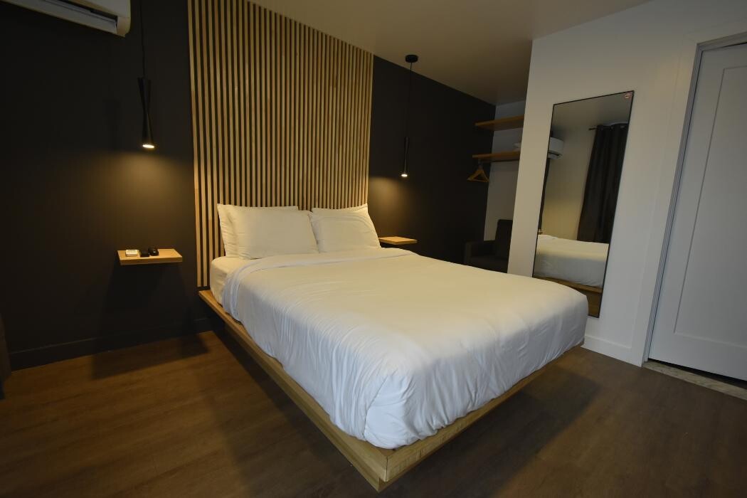 Images Motel ANF Inc