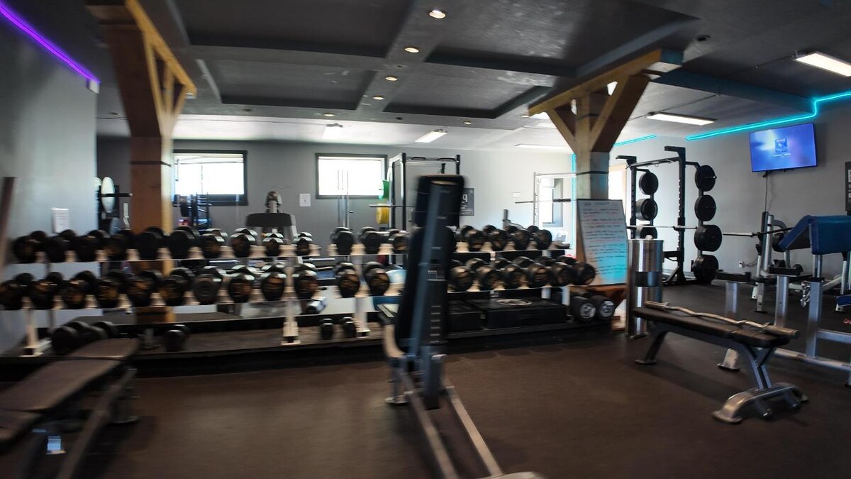 Images SOS Fitness Services & Equipment