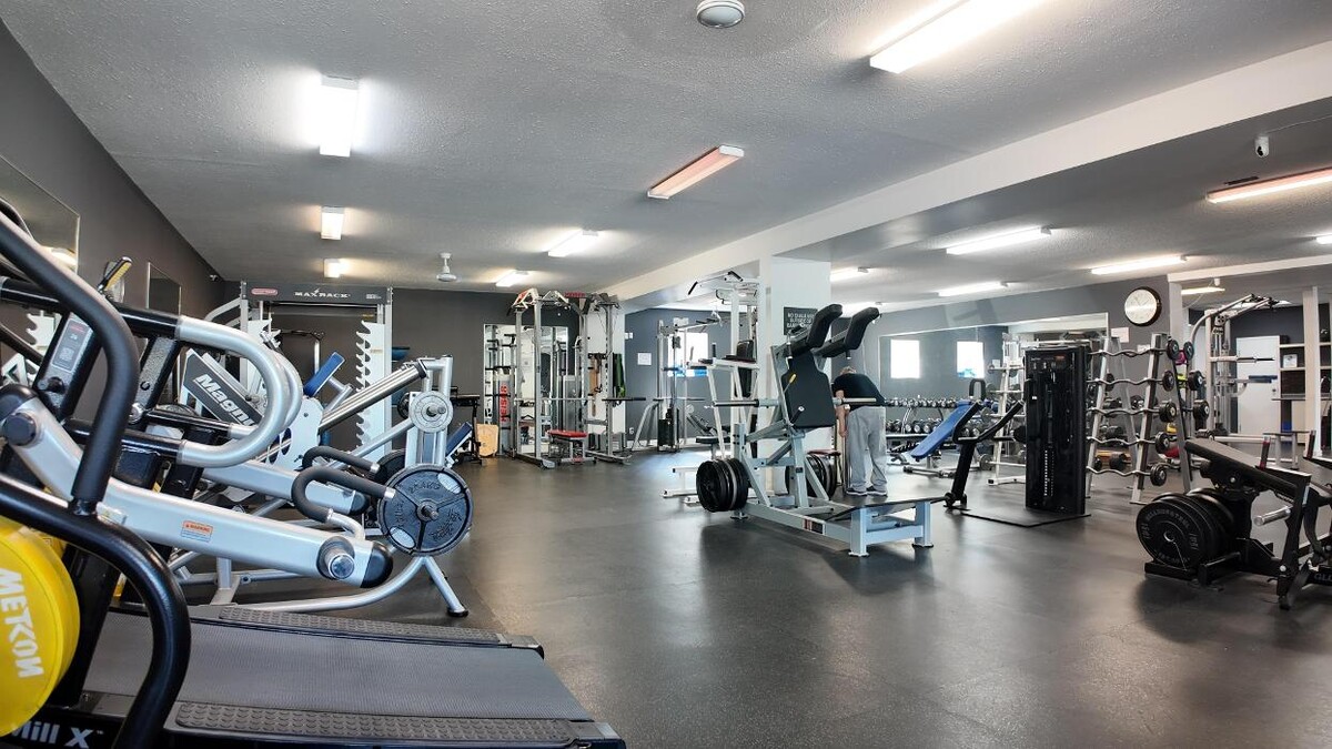 Images SOS Fitness Services & Equipment