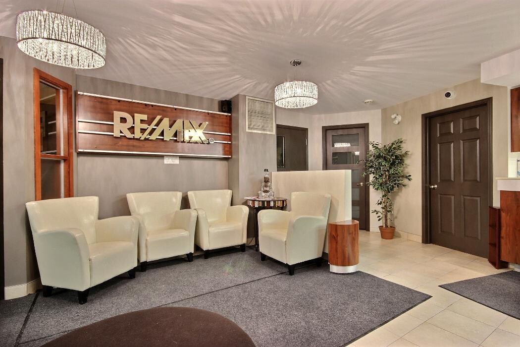 Images RE/MAX AVANT TOUT
