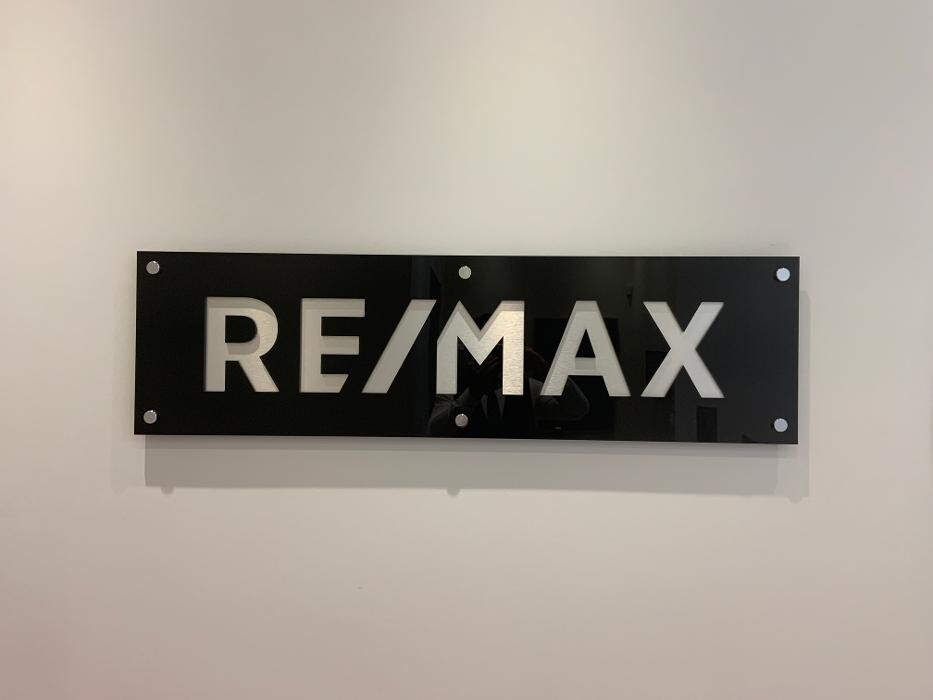 Images RE/MAX PLUS