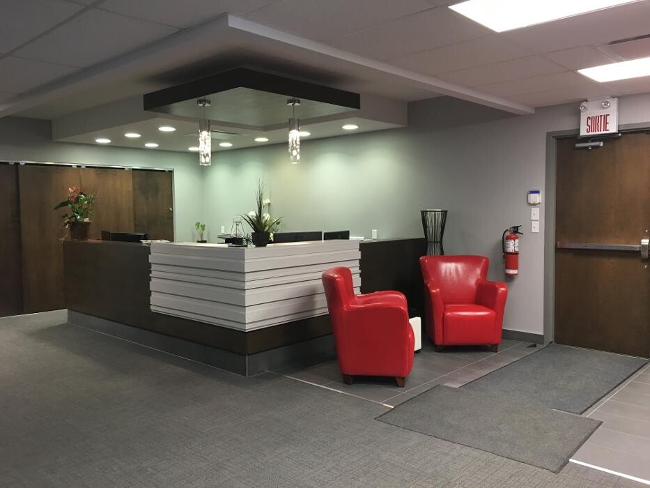 Images RE/MAX DE FRANCHEVILLE