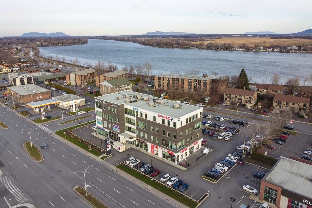 Images RE/MAX EVOLUTION