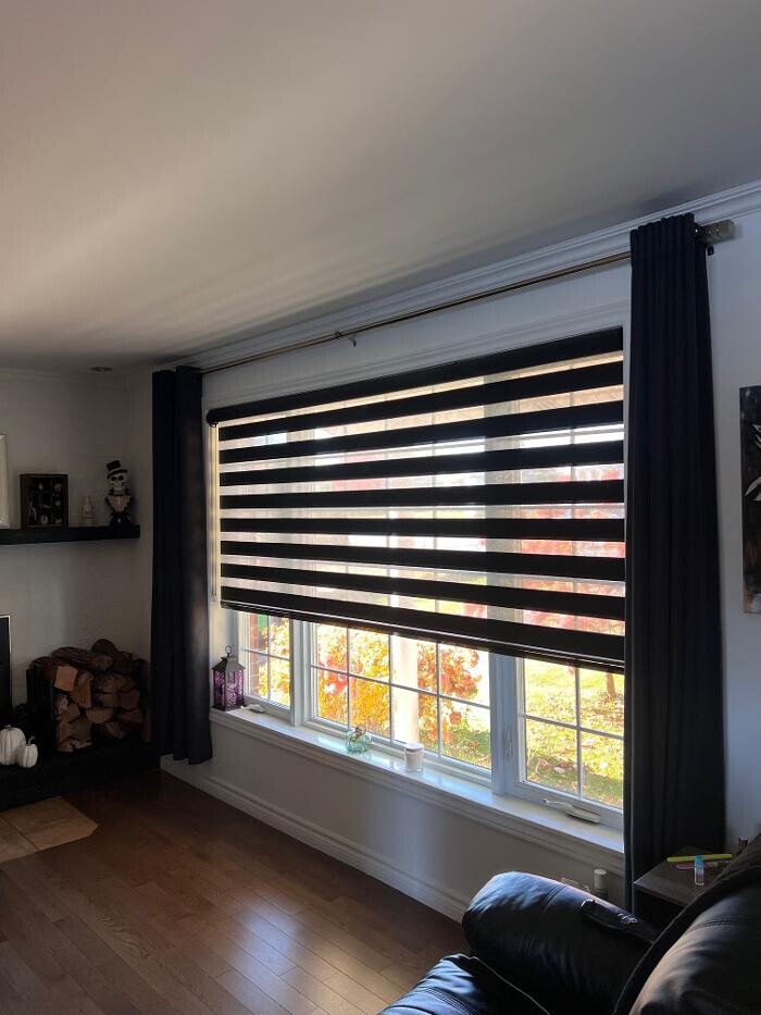 Images Stores toiles Longueuil : signé Denis Couture