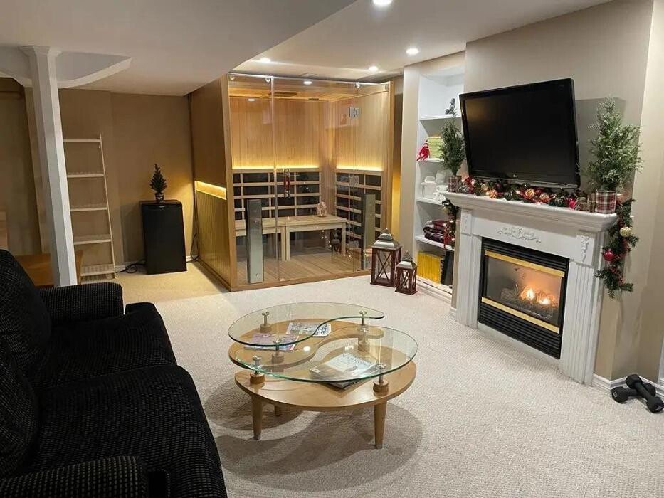 Images Wellness Shop at Jacuzzi Vaughan