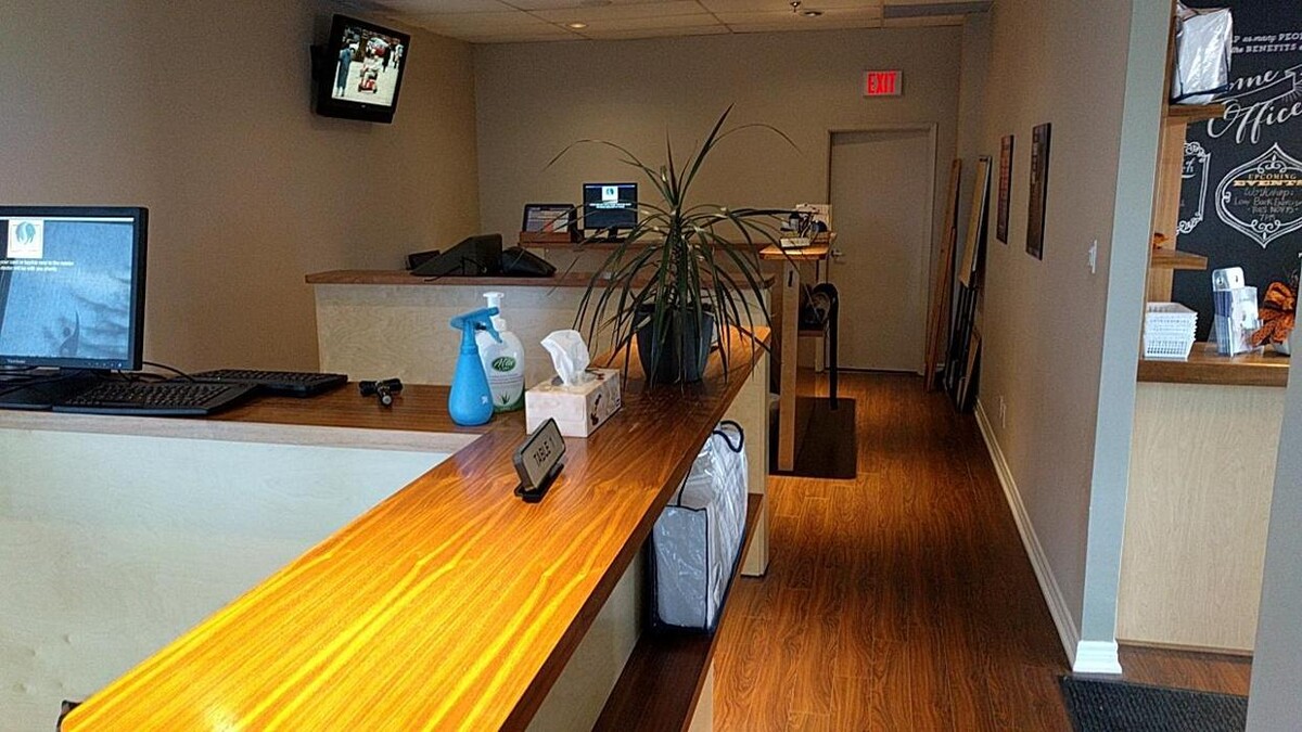 Images Mississauga Chiro- Chiropractic & Massage- Dr. Victor Pwu and Associates